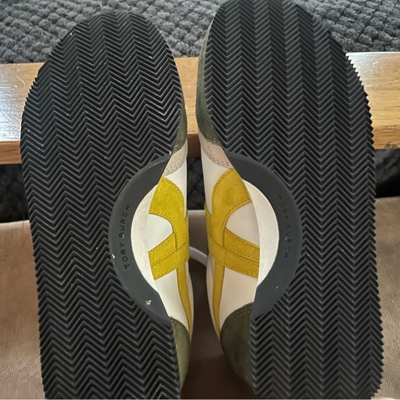 tory burch sneakers nwot - Picture 3 of 9